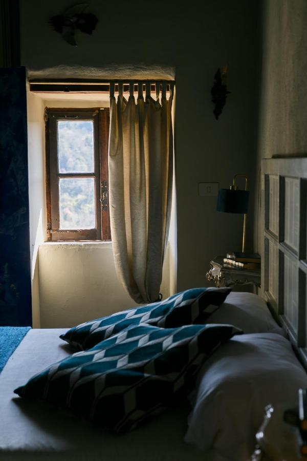 Opera Suites - Le Notti Bianche Calcata Εξωτερικό φωτογραφία